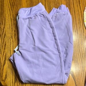 Figs Women's Scrub Pants in Lavender